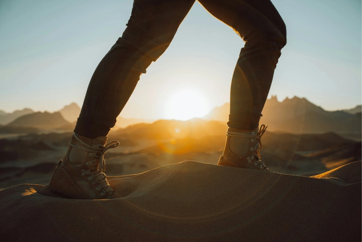 Make it happen: A hypnotherapy workshop for motivation & momentum