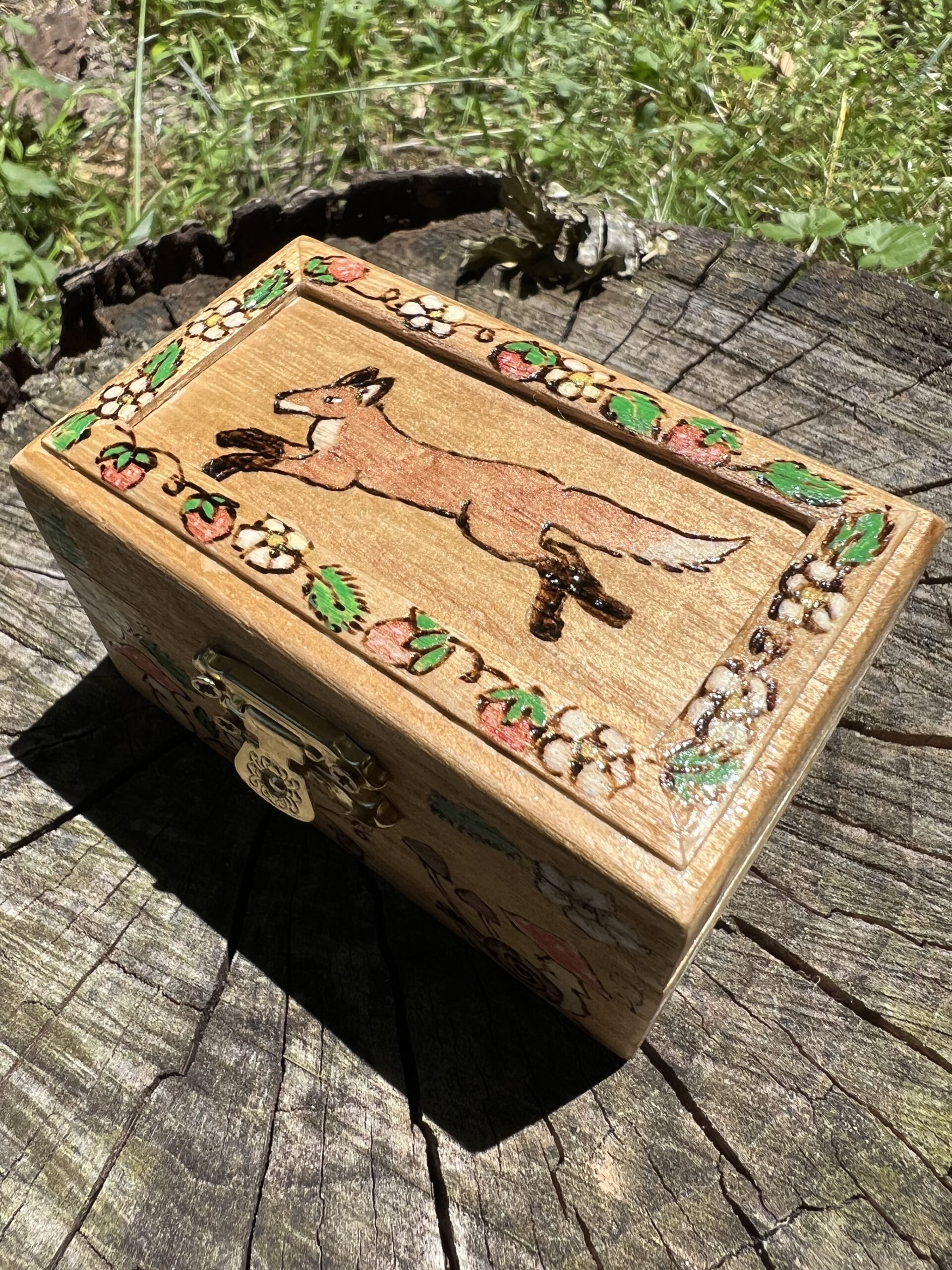 Woodburning to K.L. Kriss Studio: Jewelry Box